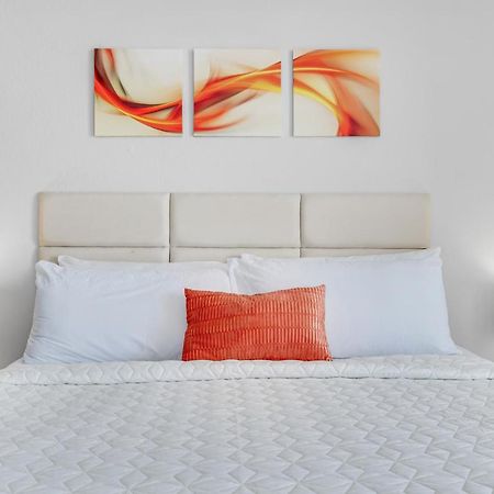 Beachfront Romantic Studio Escape W Perfect View 1212 Myrtle Beach Exteriér fotografie